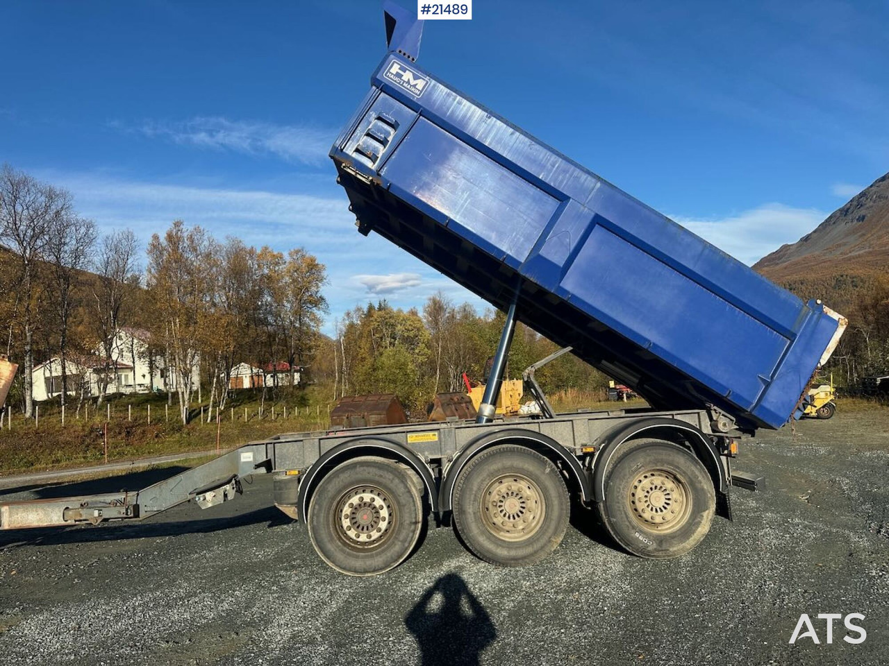 HM HM KHMD-24L trippelkjerre - קרון נגרר עם מזהיר: תמונה 2 HM HM KHMD-24L trippelkjerre - קרון נגרר עם מזהיר: תמונה 2