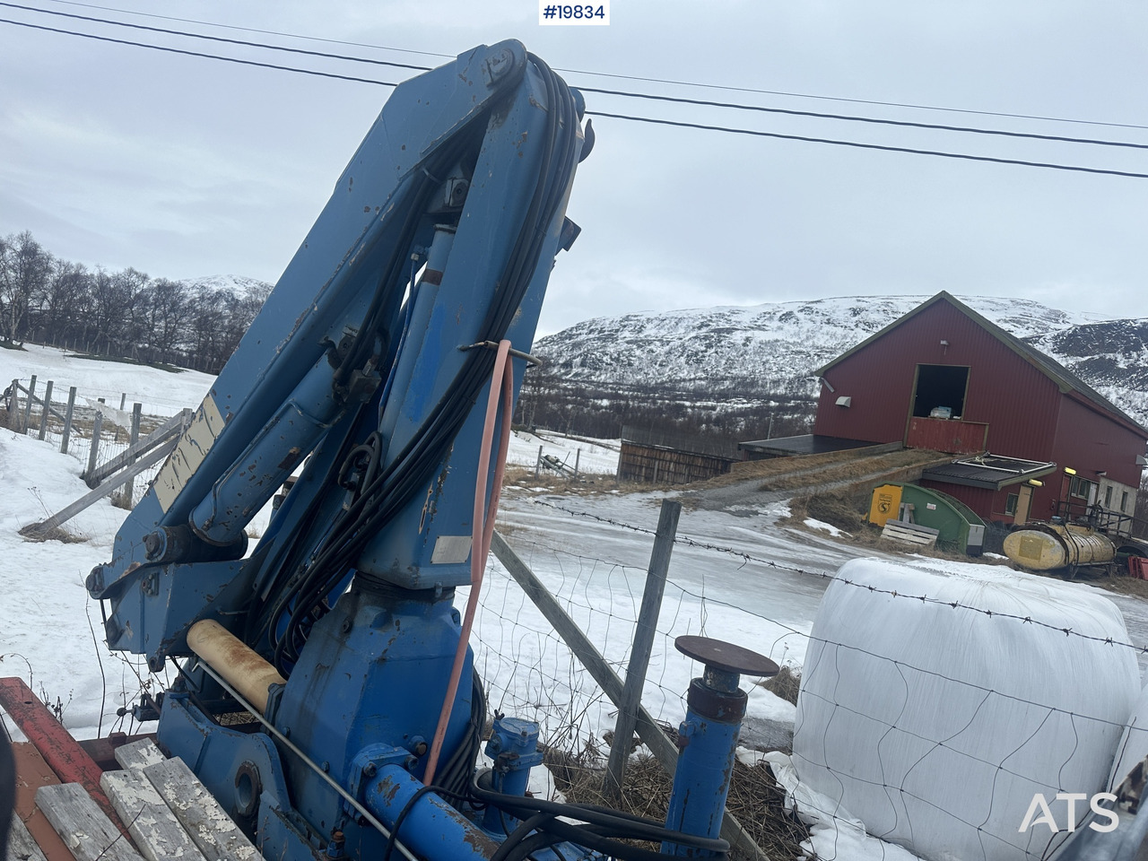 HMF rear-mounted 10 t/m crane - עגורן מעמיס: תמונה 5 HMF rear-mounted 10 t/m crane - עגורן מעמיס: תמונה 5