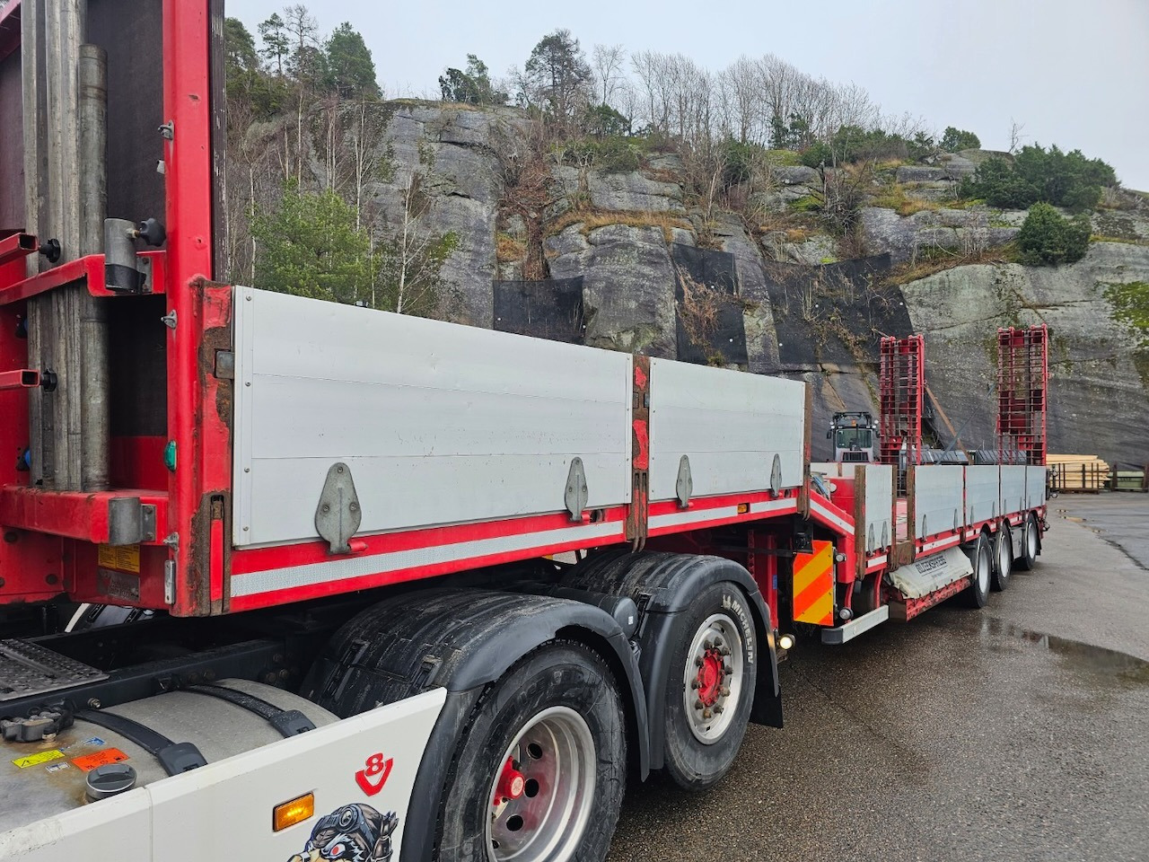 HRD Maskinsemi - סמיטריילר עם מטען נמוך: תמונה 3 HRD Maskinsemi - סמיטריילר עם מטען נמוך: תמונה 3
