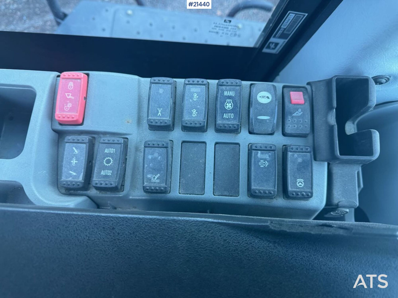 מעמיס גלגלים Hitachi ZW310: תמונה 32