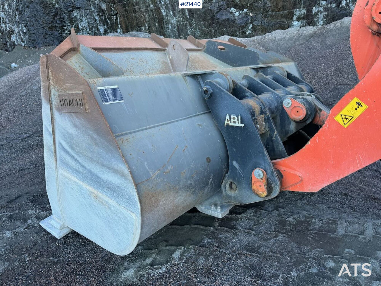 מעמיס גלגלים Hitachi ZW310: תמונה 18