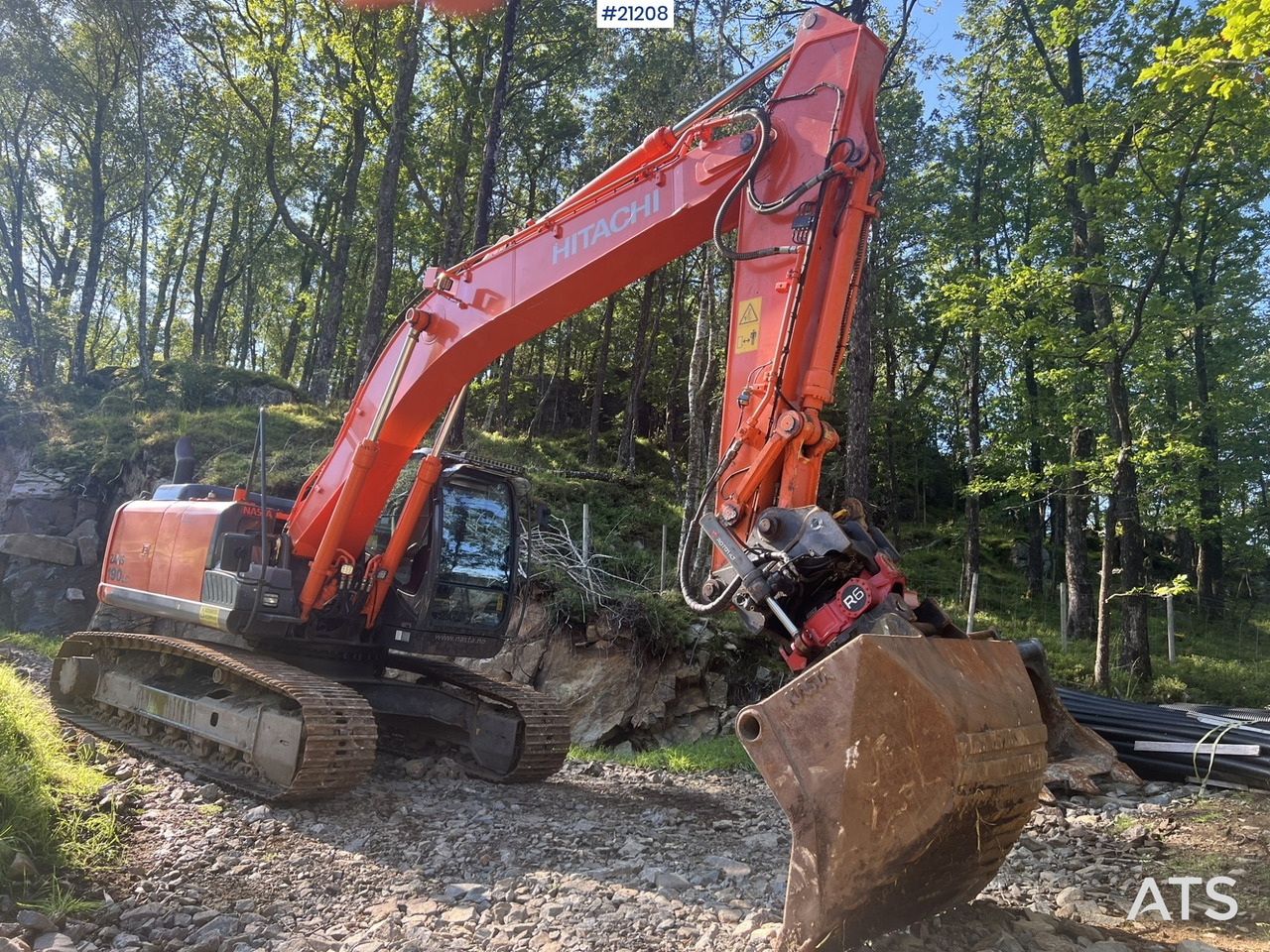 Hitachi zx190lc-5B gravemaskin m/ rototilt, pusseskuffe, graveskuffe og dyrkningsskuffe - מחפר סורק: תמונה 3 Hitachi zx190lc-5B gravemaskin m/ rototilt, pusseskuffe, graveskuffe og dyrkningsskuffe - מחפר סורק: תמונה 3