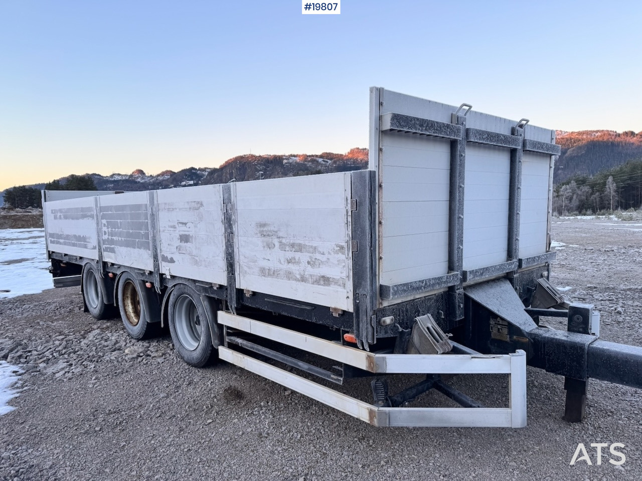Istrail 3 akslet plankjerre - קרון נגרר צד נופל/ שטוח: תמונה 4 Istrail 3 akslet plankjerre - קרון נגרר צד נופל/ שטוח: תמונה 4