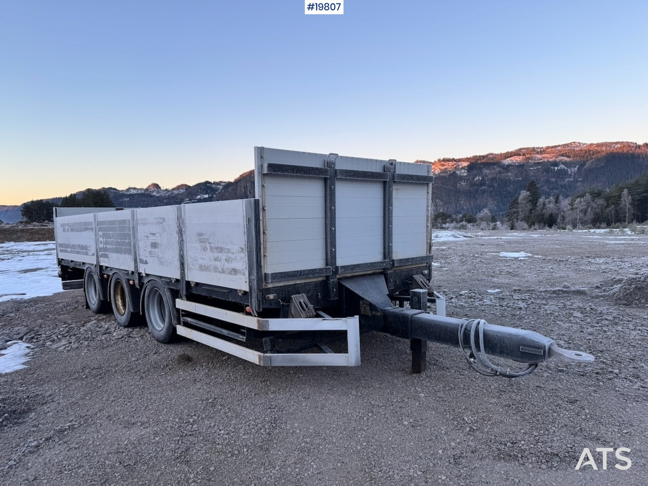 Istrail 3 akslet plankjerre - קרון נגרר צד נופל/ שטוח: תמונה 3 Istrail 3 akslet plankjerre - קרון נגרר צד נופל/ שטוח: תמונה 3