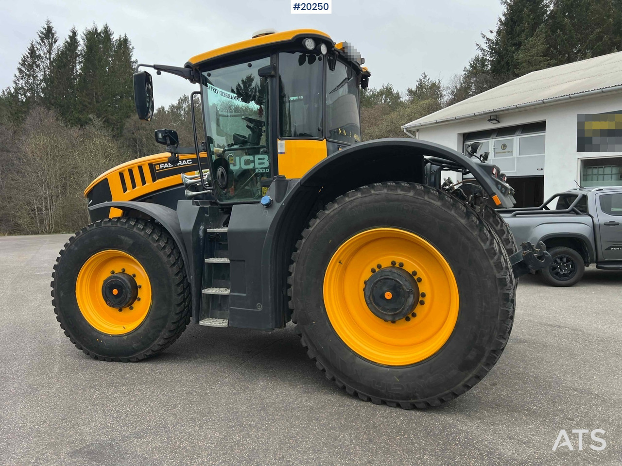 Jcb fastrac 8330 - מכונת בנייה: תמונה 3 Jcb fastrac 8330 - מכונת בנייה: תמונה 3