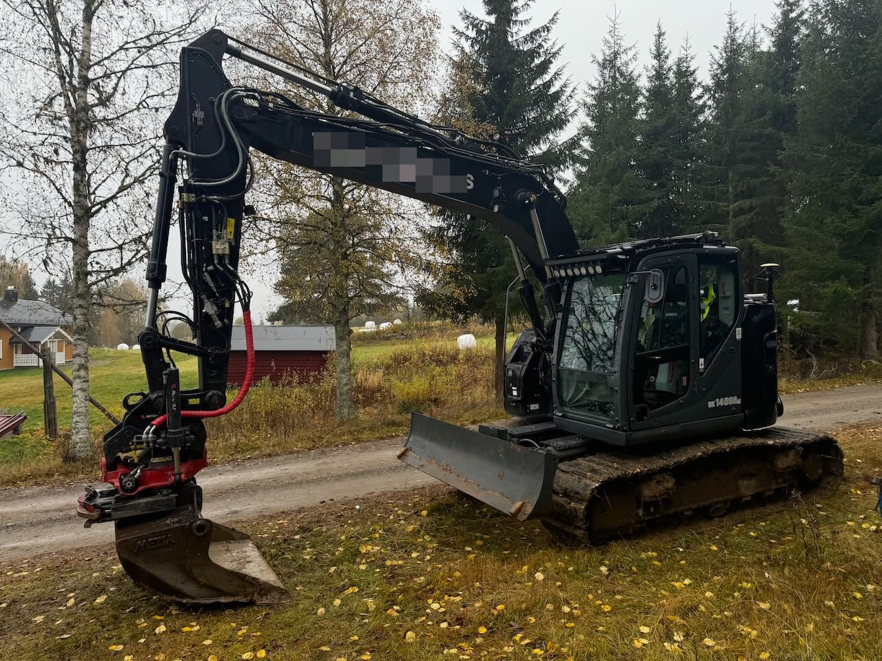 Kobelco SK140SRLC - מחפר סורק: תמונה 2 Kobelco SK140SRLC - מחפר סורק: תמונה 2