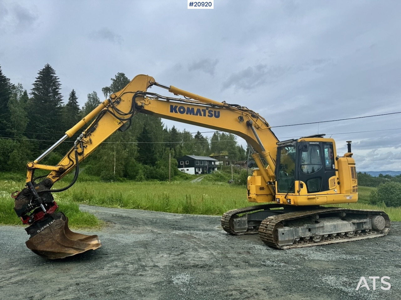 Komatsu PC229USLC-11 - מחפר סורק: תמונה 2 Komatsu PC229USLC-11 - מחפר סורק: תמונה 2