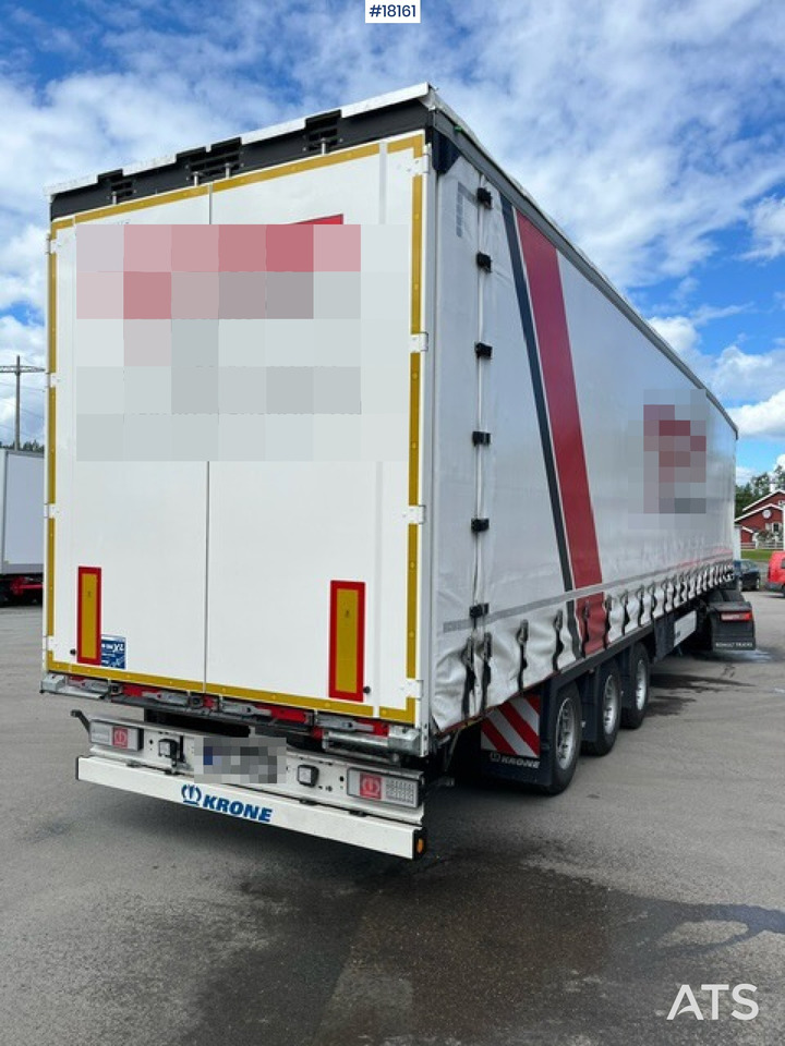 Krone Kapellsemi - סמיטריילר עם וילונות צד: תמונה 1 Krone Kapellsemi - סמיטריילר עם וילונות צד: תמונה 1