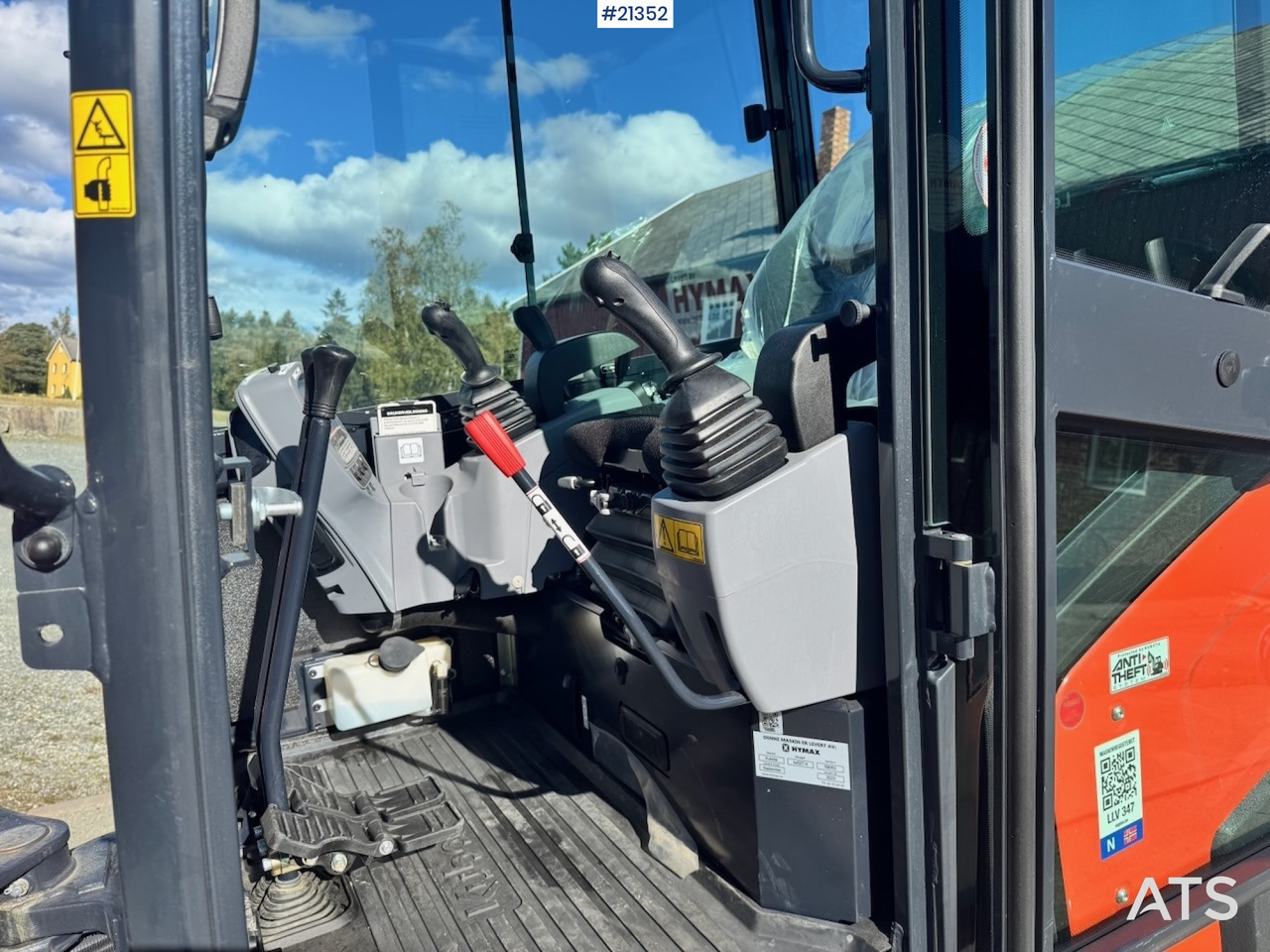 מיני מחפר Kubota KX027-4: תמונה 28