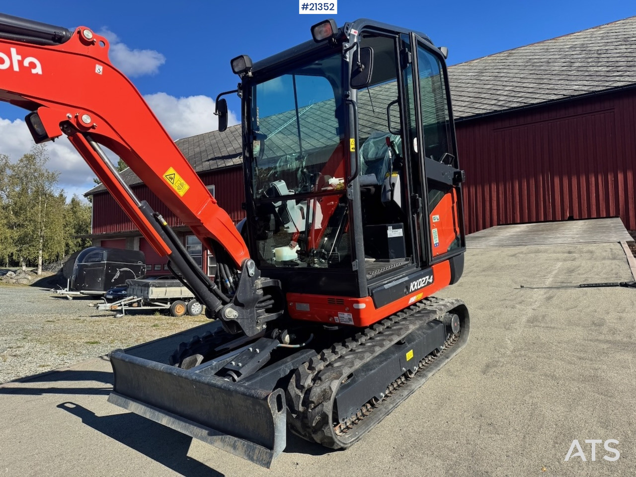 מיני מחפר Kubota KX027-4: תמונה 13