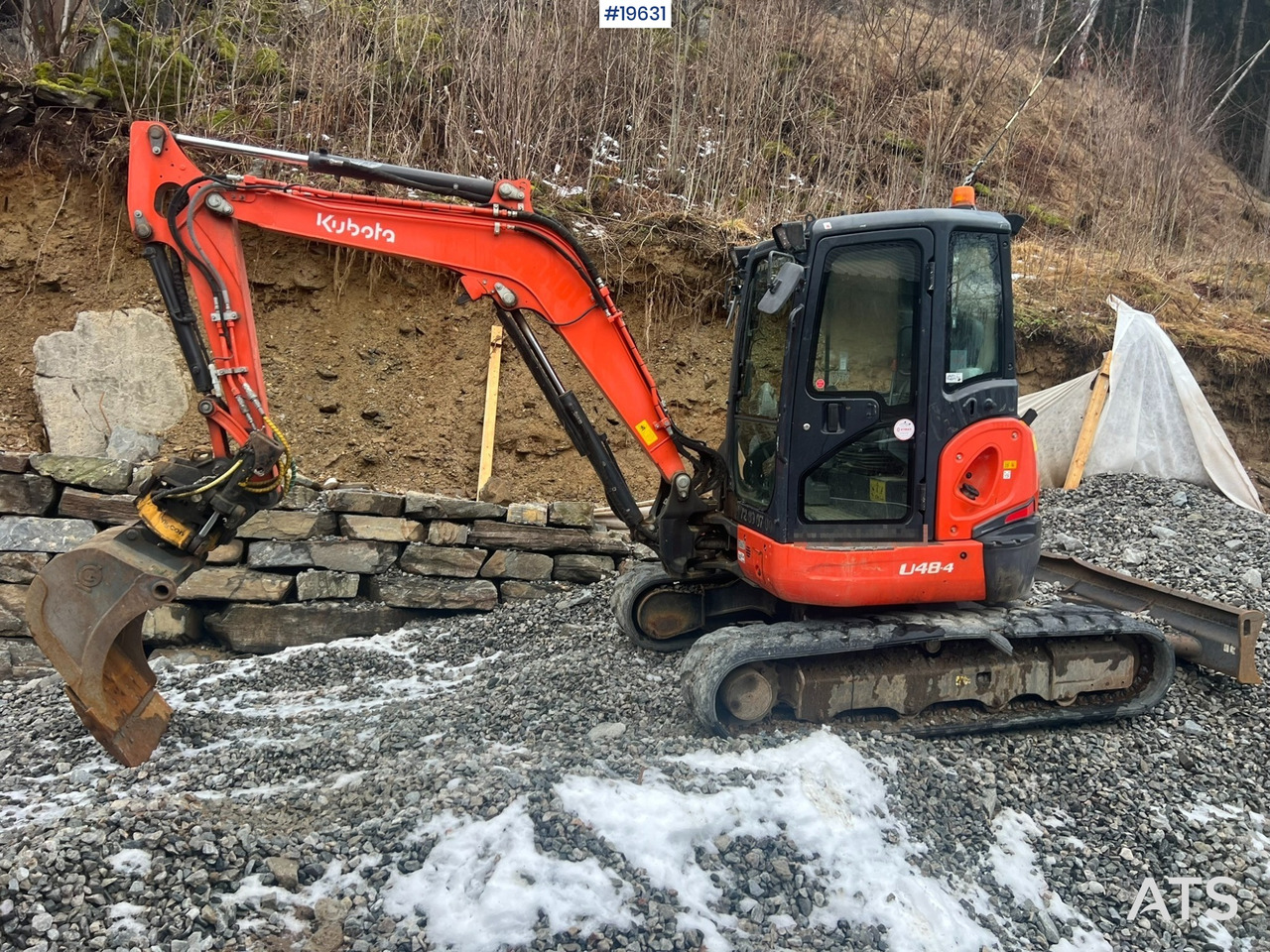 Kubota U48-4 - מחפר: תמונה 4 Kubota U48-4 - מחפר: תמונה 4