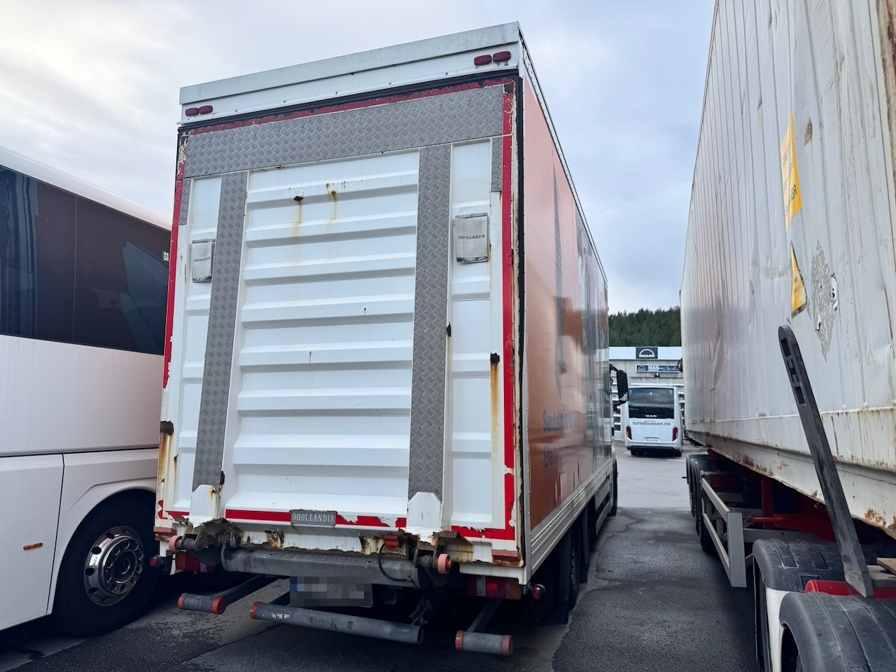 MAN MAN TGX 26.440 Skapbil m/ Full sideåpning. Rep objekt. - משאית תיבה: תמונה 3 MAN MAN TGX 26.440 Skapbil m/ Full sideåpning. Rep objekt. - משאית תיבה: תמונה 3