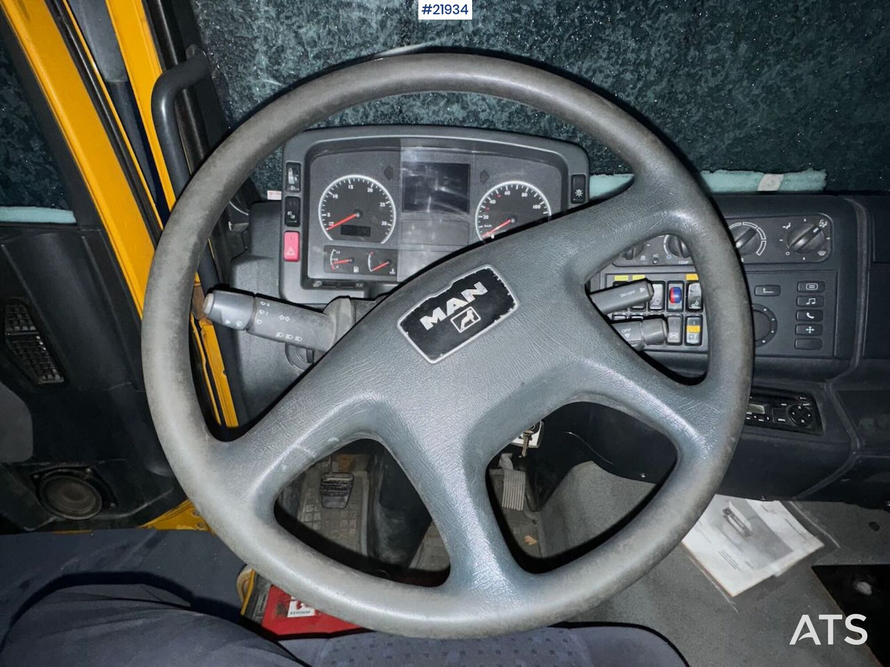 הַחכָּרָה MAN TGA 28.410 6x2 Brøyterigget Tippbil. Rep objekt. MAN TGA 28.410 6x2 Brøyterigget Tippbil. Rep objekt.: תמונה 25 הַחכָּרָה MAN TGA 28.410 6x2 Brøyterigget Tippbil. Rep objekt. MAN TGA 28.410 6x2 Brøyterigget Tippbil. Rep objekt.: תמונה 25