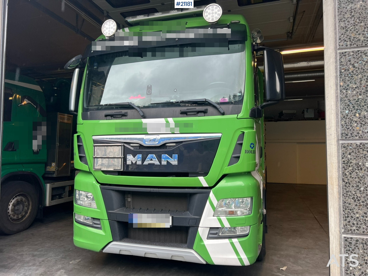 MAN TGX 35.560 - משאית ואקום: תמונה 1 MAN TGX 35.560 - משאית ואקום: תמונה 1