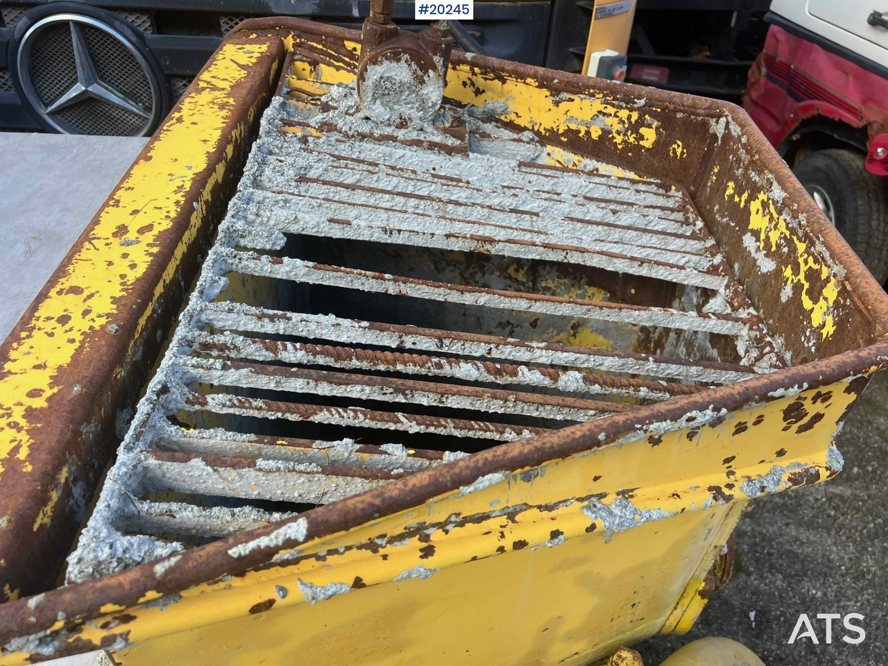 הַחכָּרָה Mercedes Actros 2641 6x4 M/ 2008 AMV 7450 Betong sprøyterigg påbygg Mercedes Actros 2641 6x4 M/ 2008 AMV 7450 Betong sprøyterigg påbygg: תמונה 27