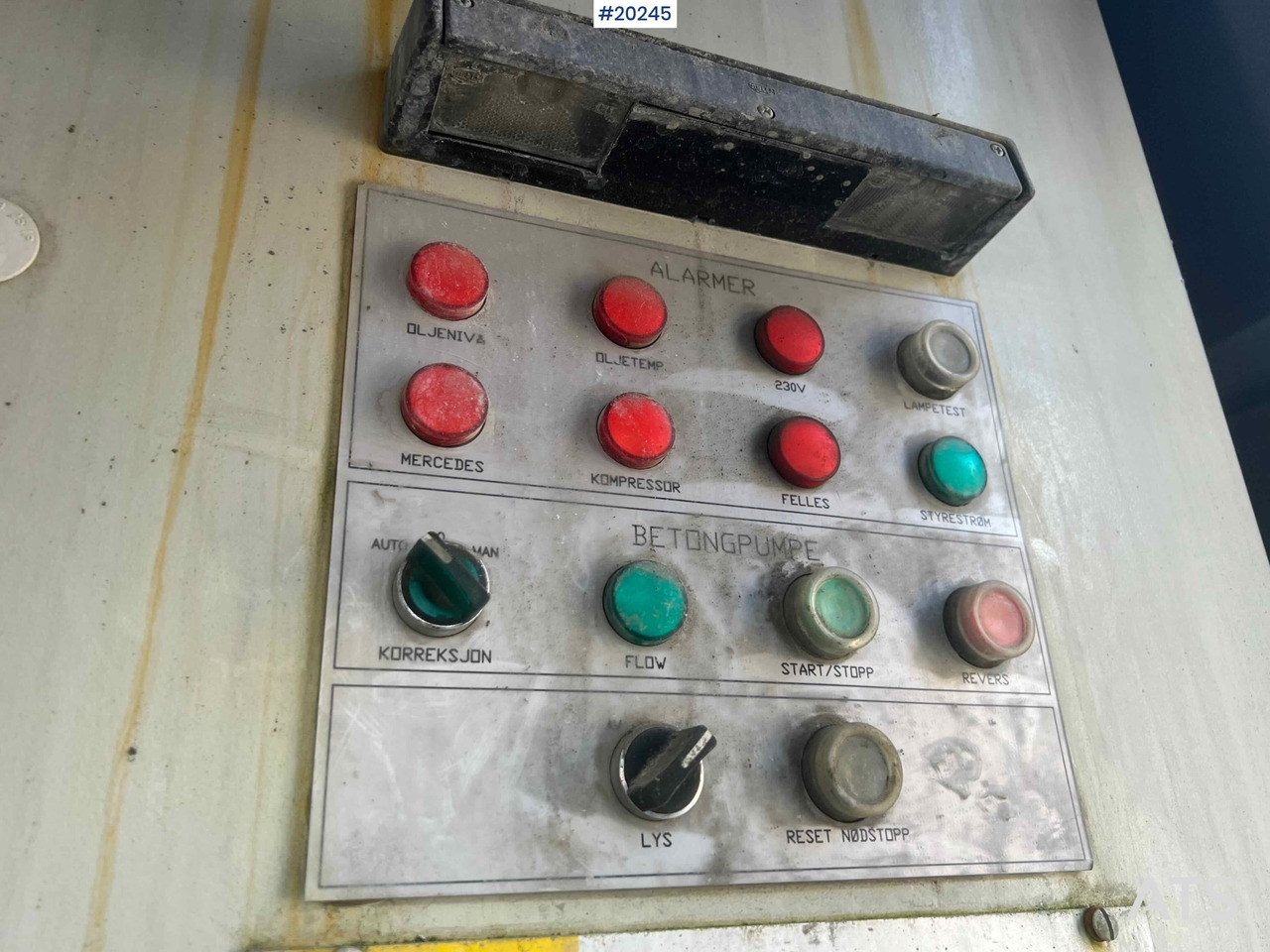 הַחכָּרָה Mercedes Actros 2641 6x4 M/ 2008 AMV 7450 Betong sprøyterigg påbygg Mercedes Actros 2641 6x4 M/ 2008 AMV 7450 Betong sprøyterigg påbygg: תמונה 17