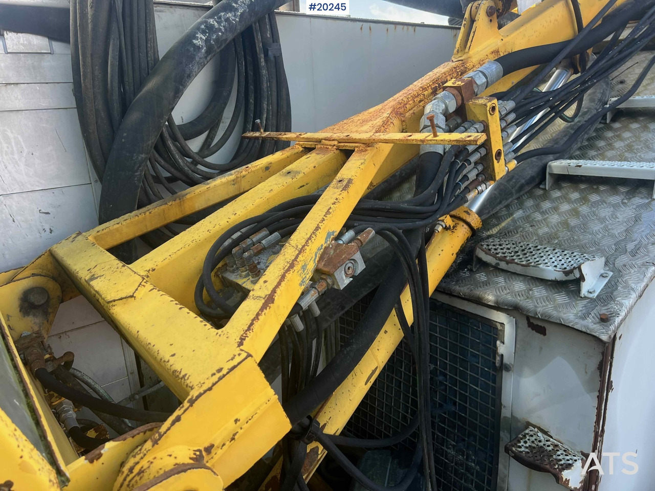 הַחכָּרָה Mercedes Actros 2641 6x4 M/ 2008 AMV 7450 Betong sprøyterigg påbygg Mercedes Actros 2641 6x4 M/ 2008 AMV 7450 Betong sprøyterigg påbygg: תמונה 37