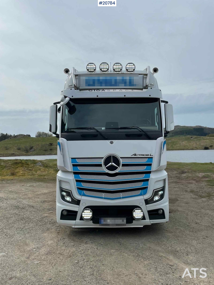 Mercedes Actros - משאית תיבה: תמונה 2 Mercedes Actros - משאית תיבה: תמונה 2
