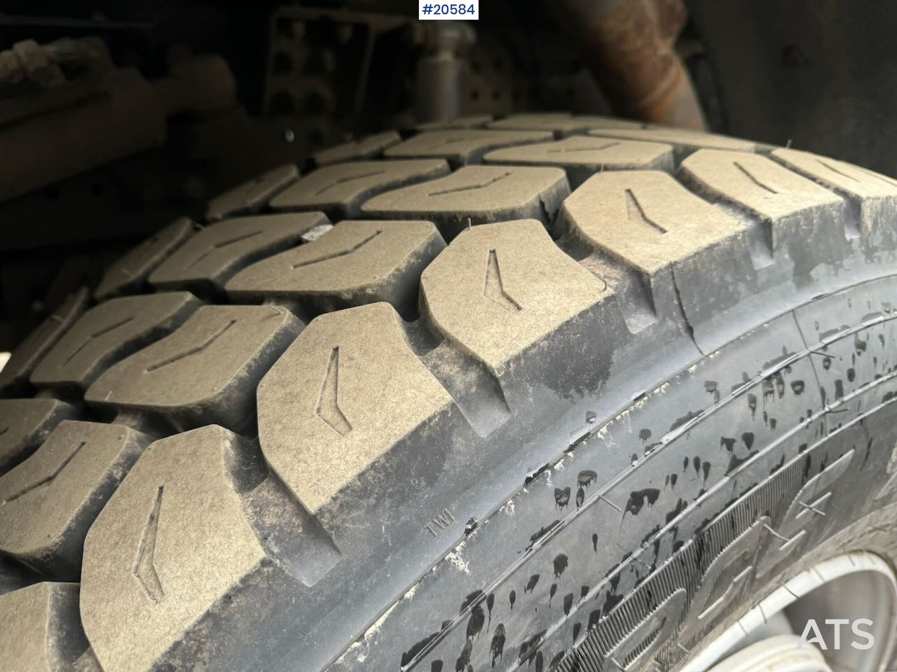 מזהיר Mercedes Arocs 3258: תמונה 14