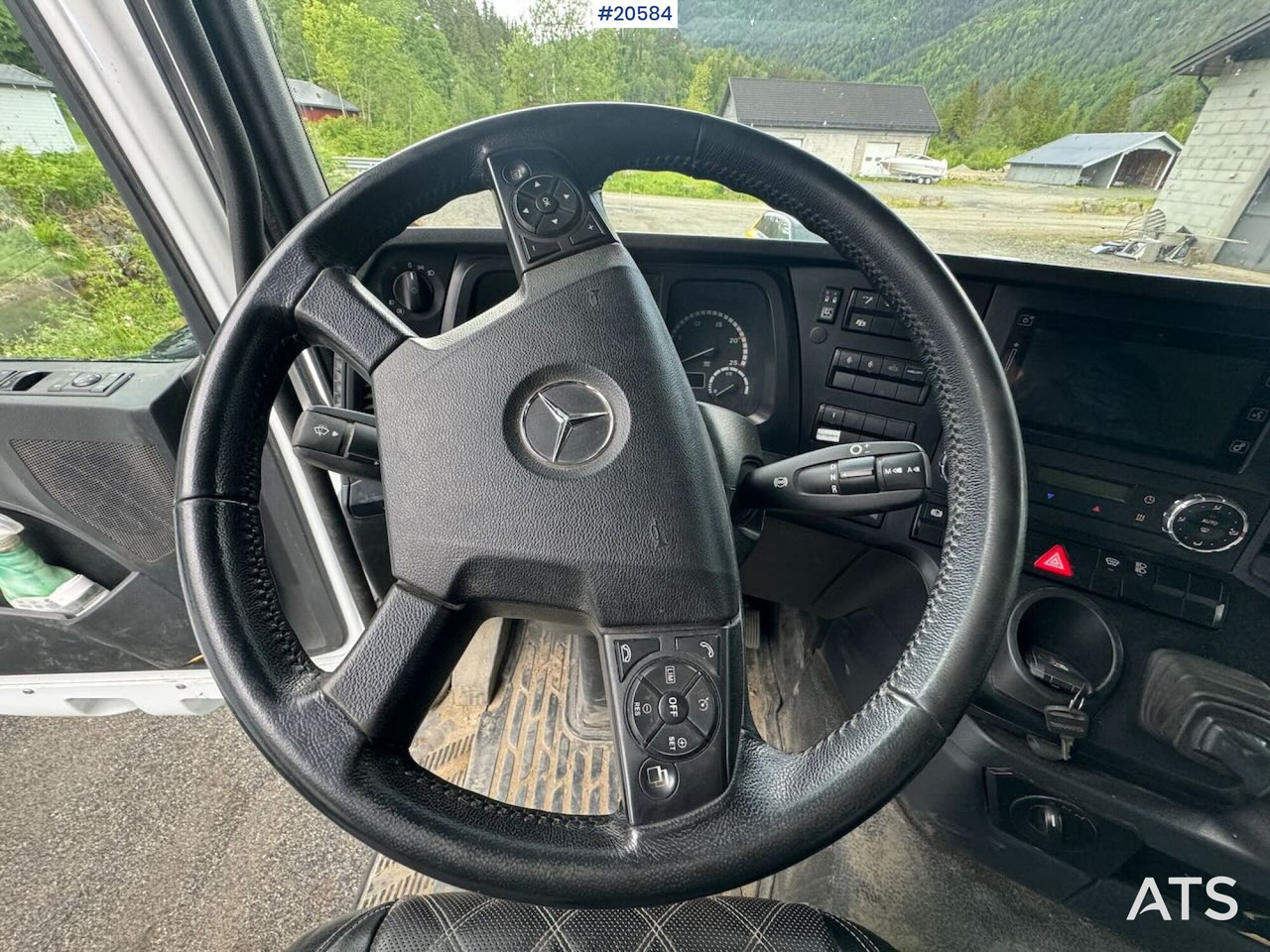 מזהיר Mercedes Arocs 3258: תמונה 27