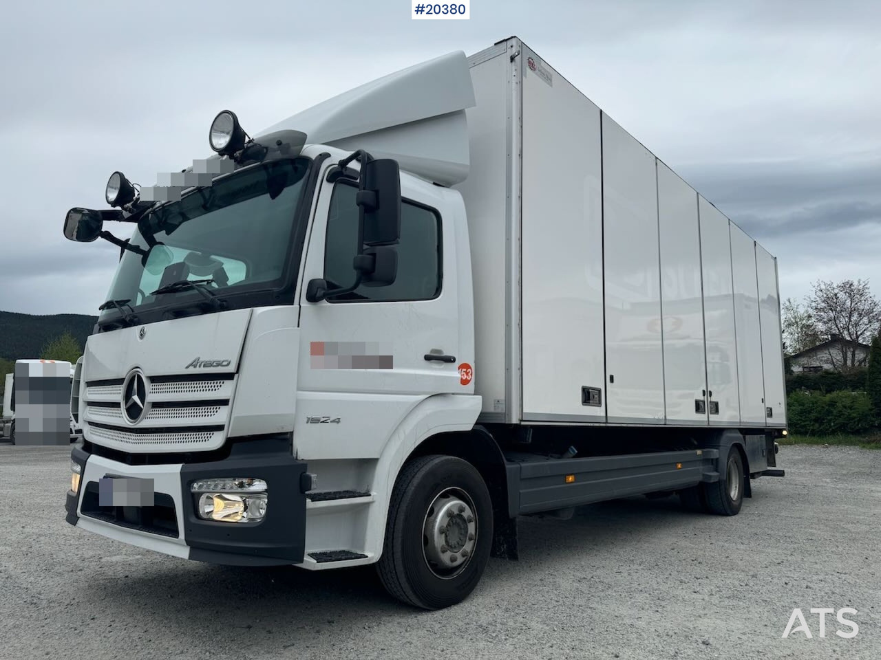 Mercedes Atego 1524 - משאית תיבה: תמונה 1 Mercedes Atego 1524 - משאית תיבה: תמונה 1