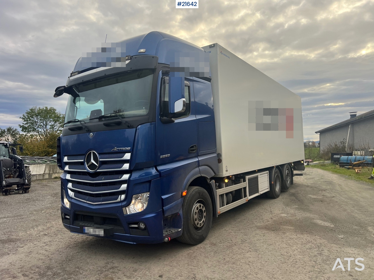 Mercedes-Benz Actrox 6x2 skapbil m/ kjøl/frys aggregat - משאית תיבה: תמונה 2 Mercedes-Benz Actrox 6x2 skapbil m/ kjøl/frys aggregat - משאית תיבה: תמונה 2