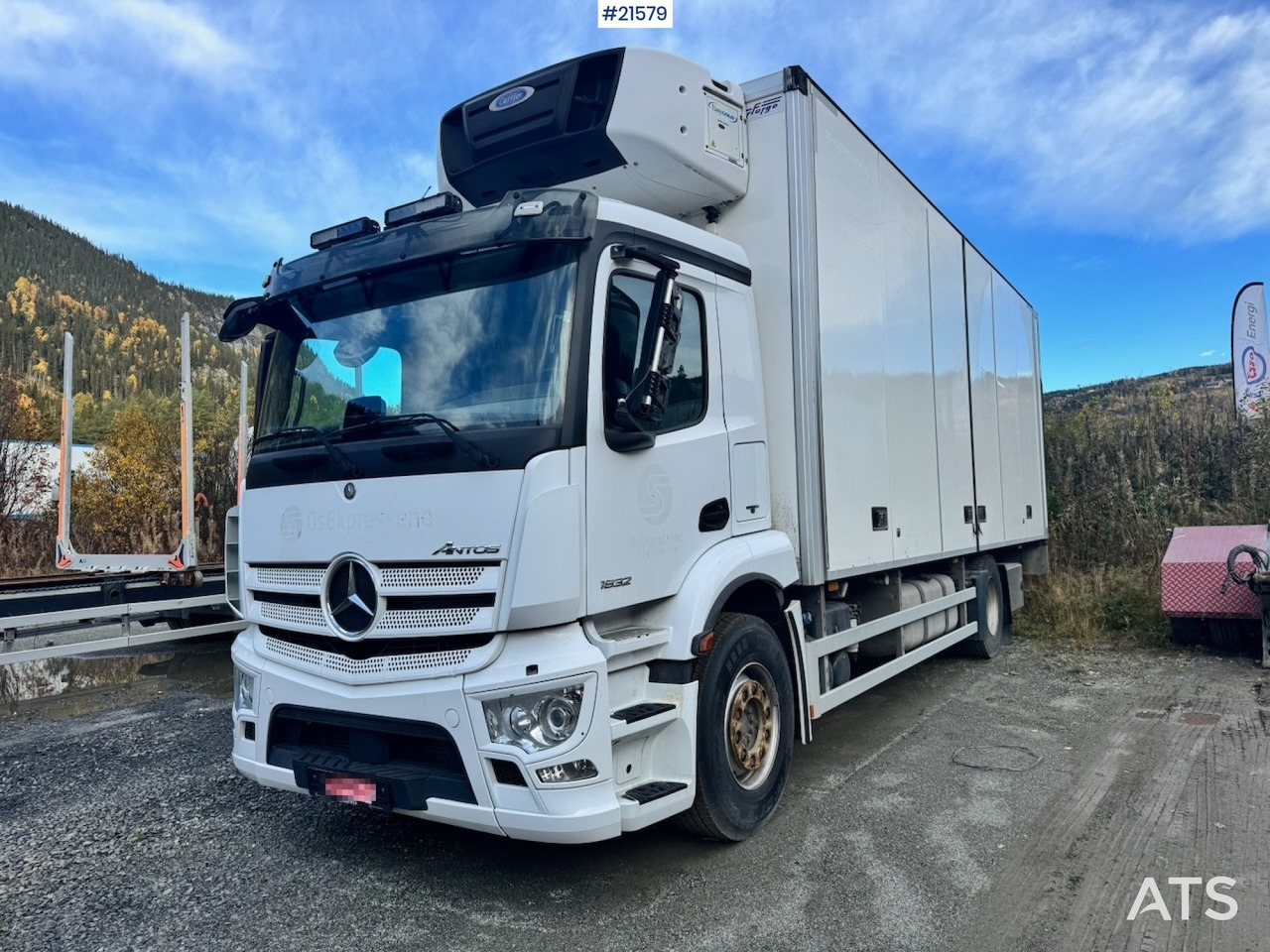 Mercedes-Benz Antos 1832 m/ Full sideåpning og Kjøl/frys. - משאית תיבה: תמונה 1 Mercedes-Benz Antos 1832 m/ Full sideåpning og Kjøl/frys. - משאית תיבה: תמונה 1