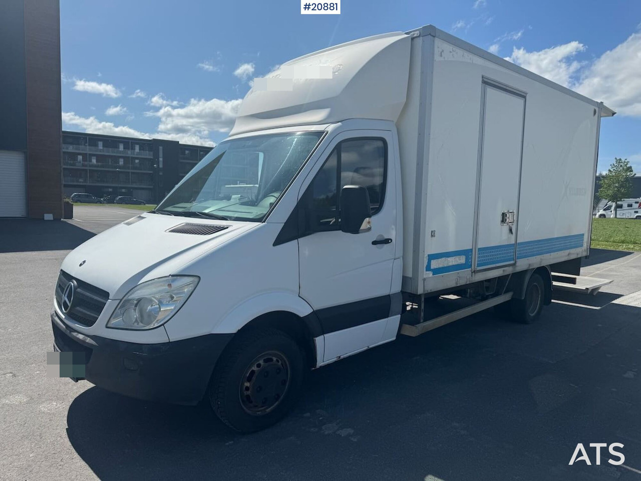 Mercedes SPRINTER - כלי רכב מסחרי עם תיבה: תמונה 2 Mercedes SPRINTER - כלי רכב מסחרי עם תיבה: תמונה 2