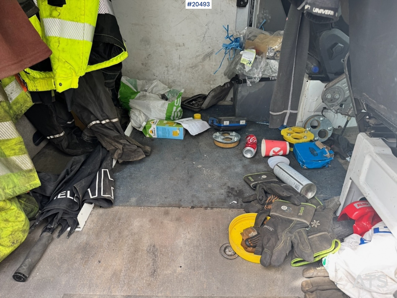 כלי רכב מסחרי עם לוח Mercedes Sprinter 316: תמונה 17