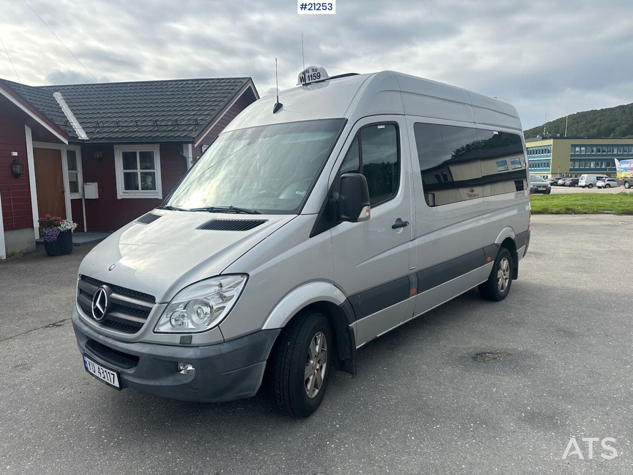 Mercedes Sprinter - מיניבוס, כלי רכב מסחרי לנוסעים: תמונה 2 Mercedes Sprinter - מיניבוס, כלי רכב מסחרי לנוסעים: תמונה 2