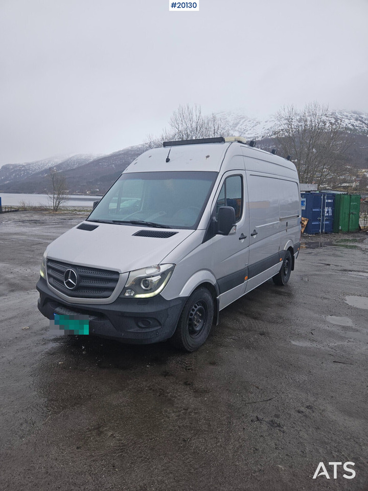 Mercedes Sprinter - כלי רכב מסחרי עם לוח: תמונה 1 Mercedes Sprinter - כלי רכב מסחרי עם לוח: תמונה 1