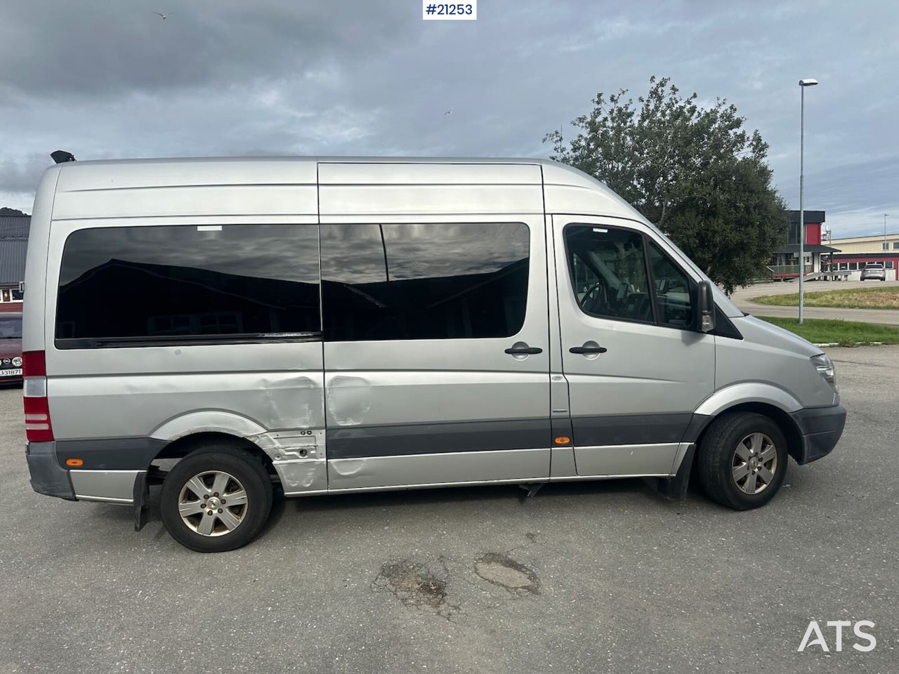 מיניבוס, כלי רכב מסחרי לנוסעים Mercedes Sprinter: תמונה 7