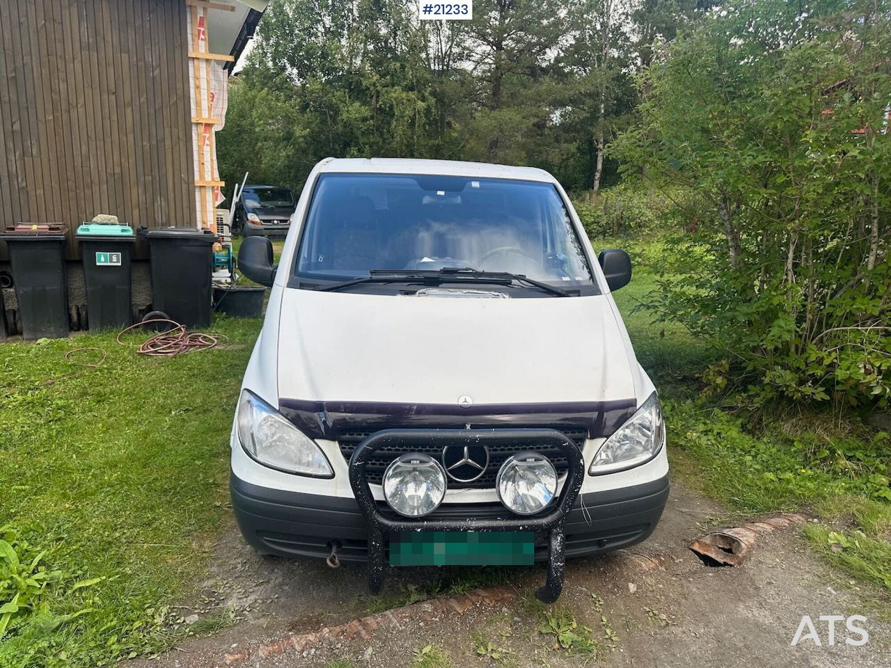 Mercedes VITO - כלי רכב מסחרי עם לוח: תמונה 3 Mercedes VITO - כלי רכב מסחרי עם לוח: תמונה 3