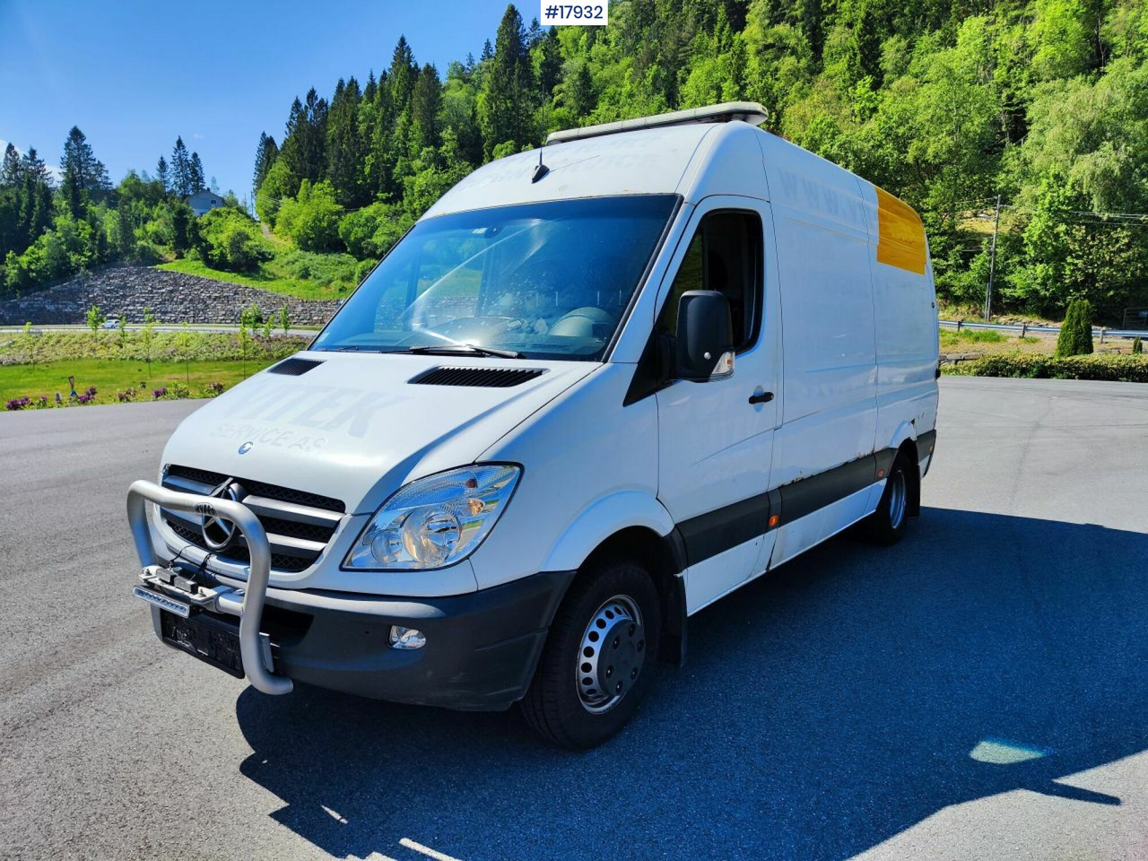 Mercedes sprinter 516CDI - כלי רכב מסחרי עם לוח: תמונה 1 Mercedes sprinter 516CDI - כלי רכב מסחרי עם לוח: תמונה 1