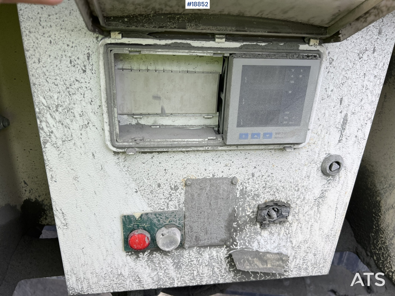 מגרסה ניידת Metso Lokotrack LT220D Finknuser m/ sikt, matekasse og transportbånd: תמונה 29