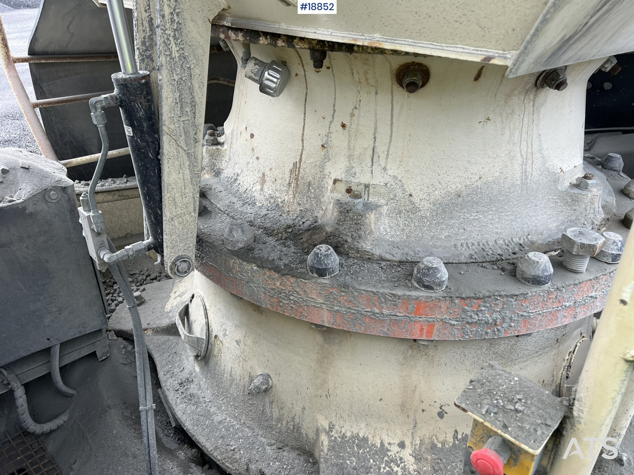 מגרסה ניידת Metso Lokotrack LT220D Finknuser m/ sikt, matekasse og transportbånd: תמונה 26