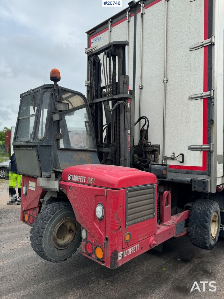 Moffett M4 25.4 - מלגזה מותקנת על משאית: תמונה 4 Moffett M4 25.4 - מלגזה מותקנת על משאית: תמונה 4