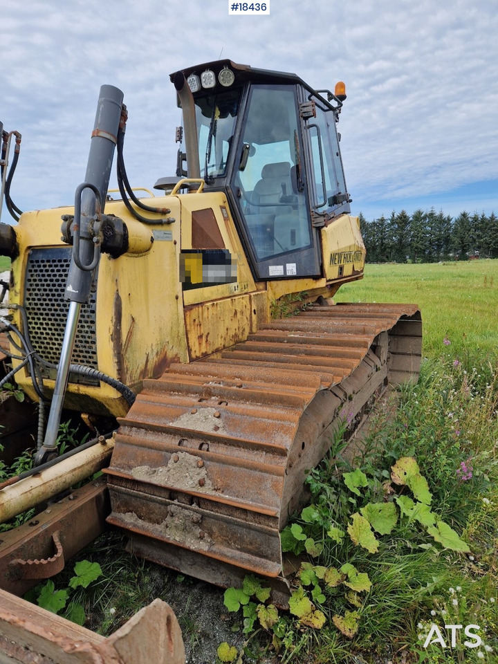 New Holland D150B - דחפור: תמונה 2 New Holland D150B - דחפור: תמונה 2