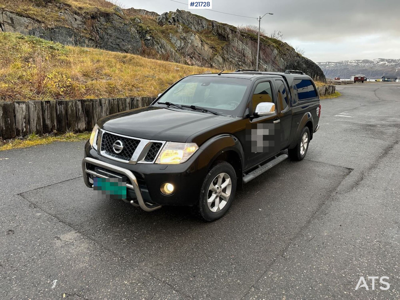 Nissan navara - כלי רכב מסחרי עם לוח: תמונה 1 Nissan navara - כלי רכב מסחרי עם לוח: תמונה 1