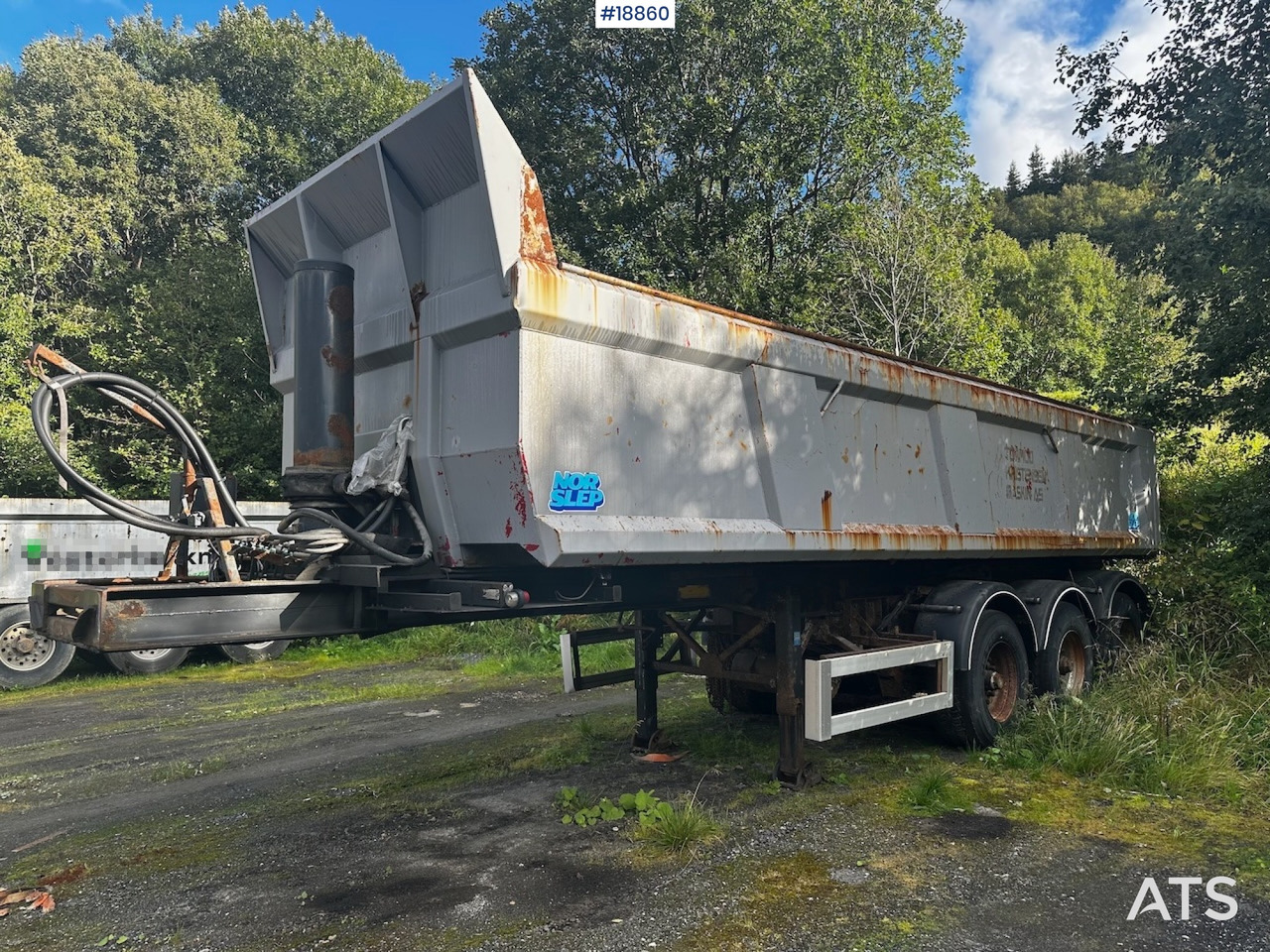 Nor-Slep Tippsemi - סמיטריילר עם מזהיר: תמונה 1 Nor-Slep Tippsemi - סמיטריילר עם מזהיר: תמונה 1