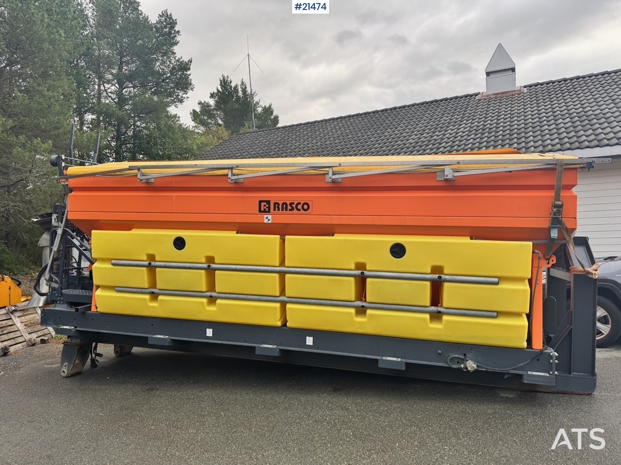 Rasco L5800 - מפזר חול/ מלח: תמונה 2 Rasco L5800 - מפזר חול/ מלח: תמונה 2