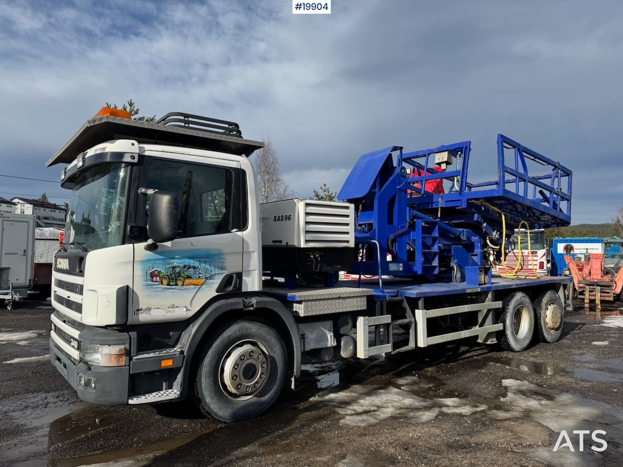 Scania P114 - פלטפורמה אווירית מותקנת על משאית: תמונה 2 Scania P114 - פלטפורמה אווירית מותקנת על משאית: תמונה 2