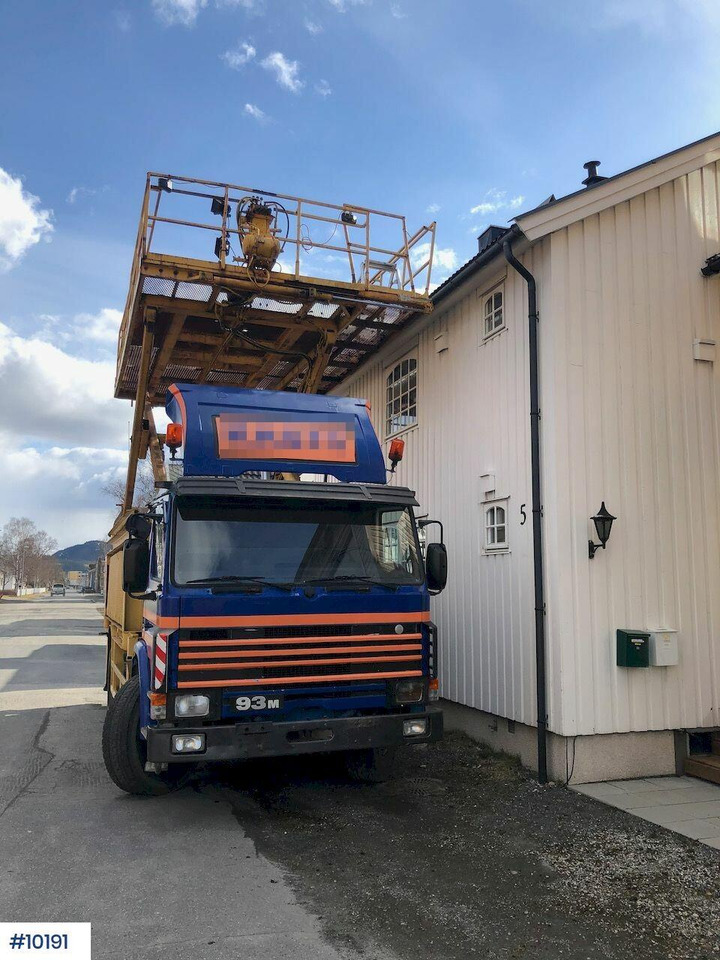 Scania P93 - פלטפורמה אווירית מותקנת על משאית: תמונה 2 Scania P93 - פלטפורמה אווירית מותקנת על משאית: תמונה 2
