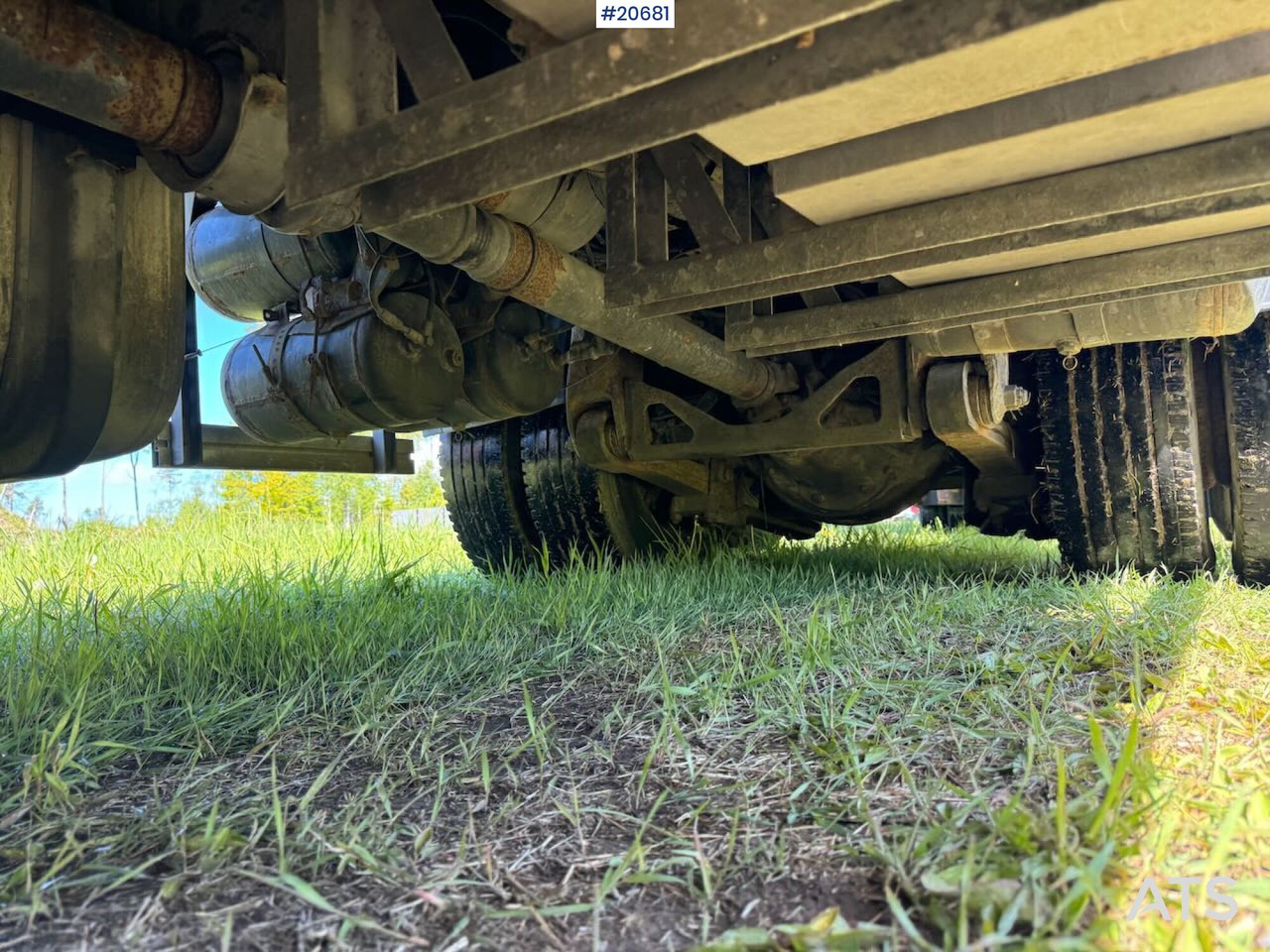 מוביל מכולות/ משאית החלפת גוף Scania R420: תמונה 13