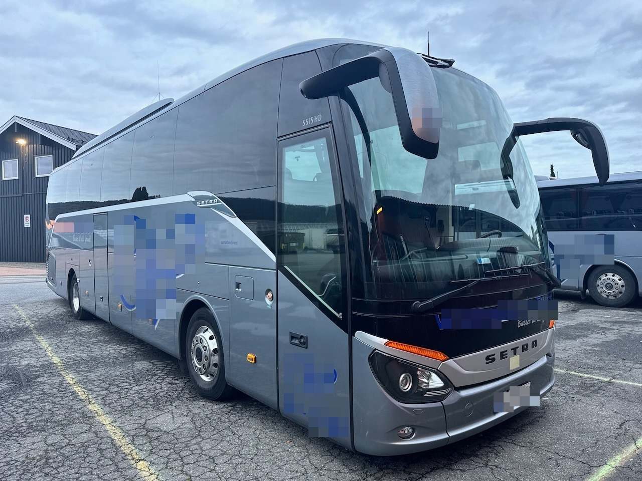 Setra S515HD Turbuss. 53 seter. - אוטובוס בין עירוני: תמונה 1 Setra S515HD Turbuss. 53 seter. - אוטובוס בין עירוני: תמונה 1