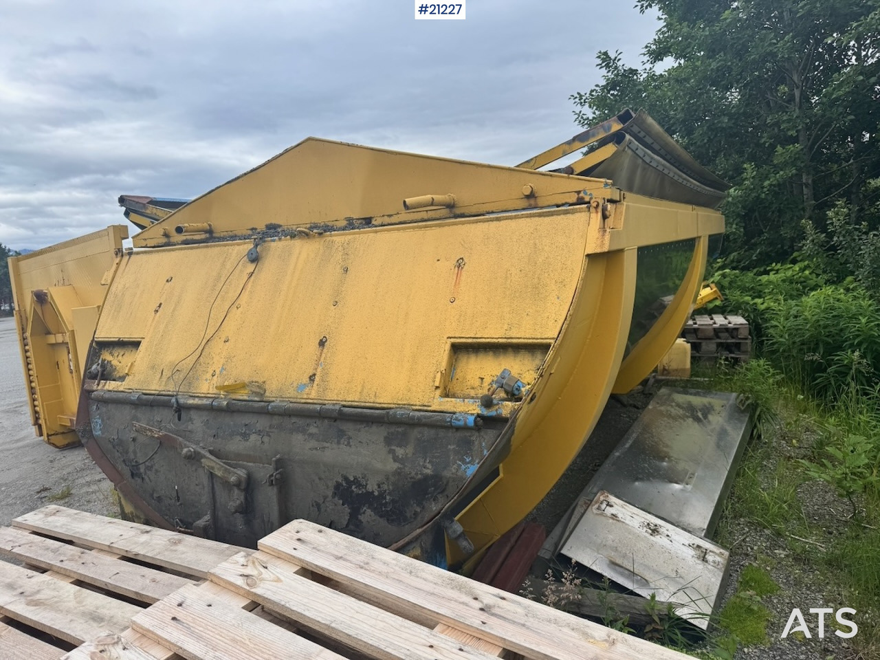 Steinsland Asfaltbalje - מכל/ גוף החלפה, מפיץ אספלט: תמונה 4 Steinsland Asfaltbalje - מכל/ גוף החלפה, מפיץ אספלט: תמונה 4