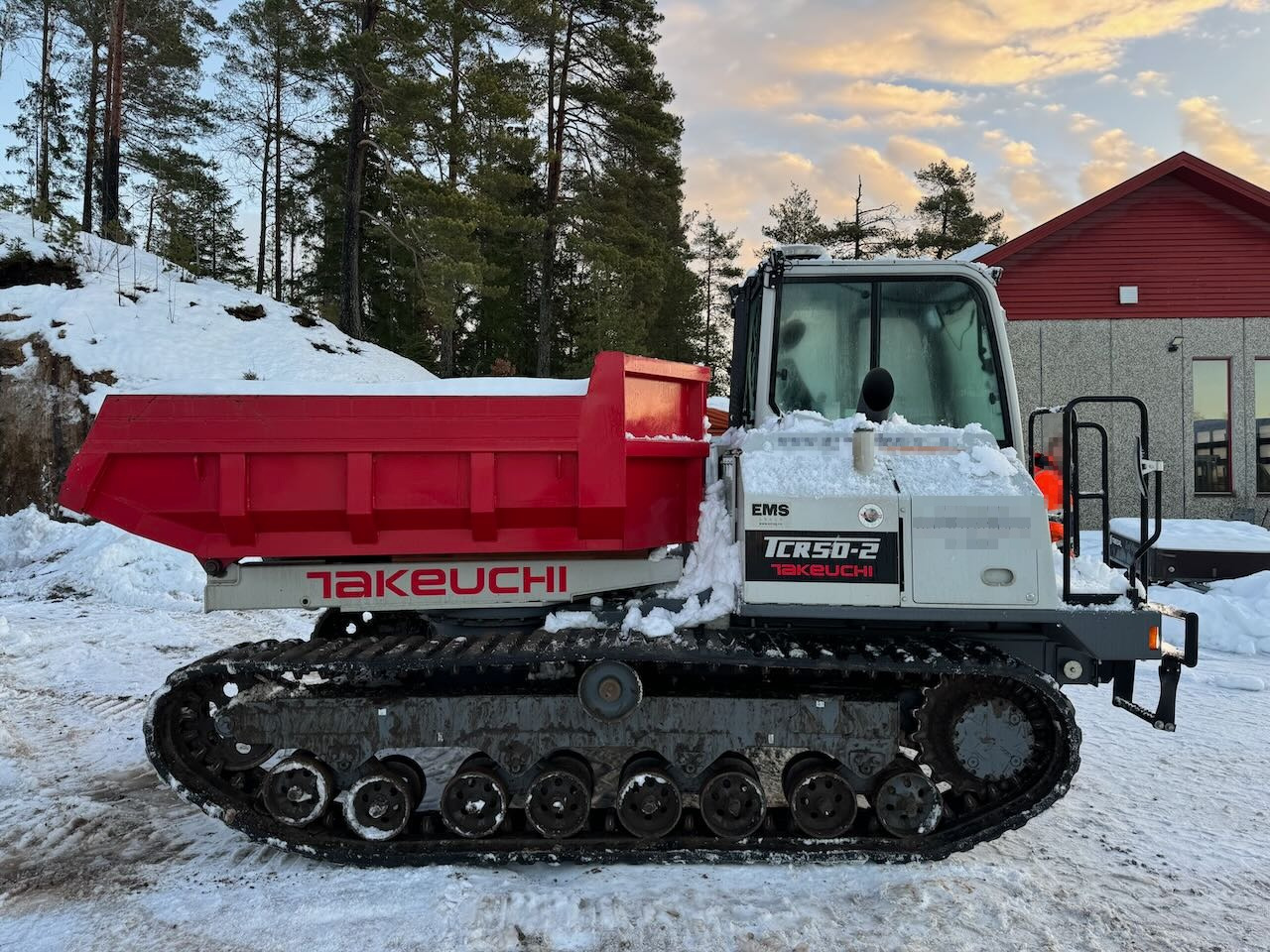 Takeuchi TCR50-2 - מסיר פסולת: תמונה 3 Takeuchi TCR50-2 - מסיר פסולת: תמונה 3