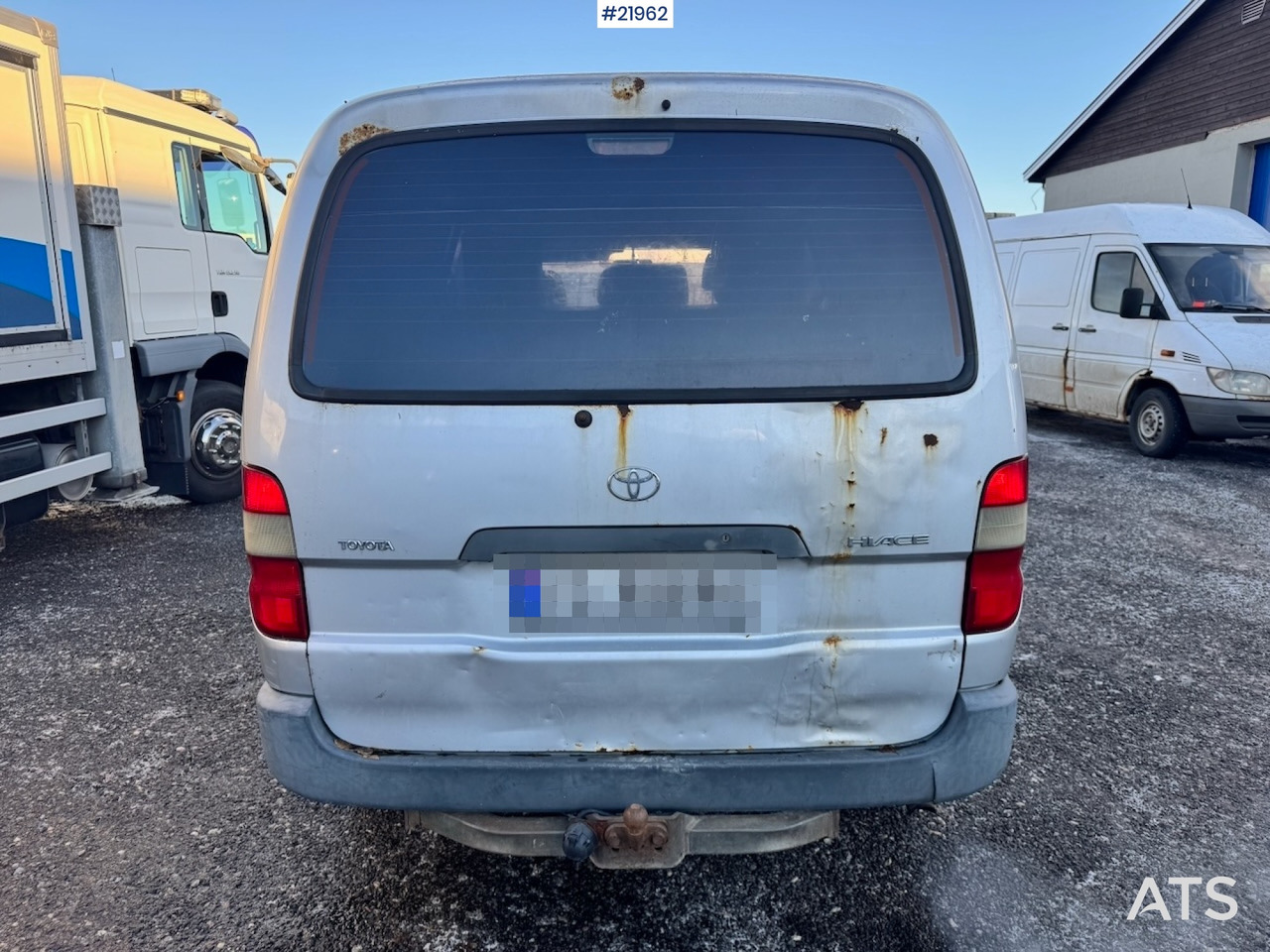 Toyota HIACE - כלי רכב מסחרי עם לוח: תמונה 4 Toyota HIACE - כלי רכב מסחרי עם לוח: תמונה 4