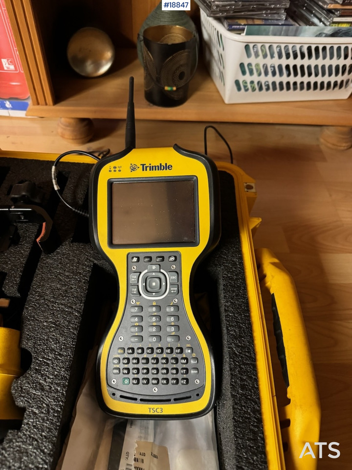 Trimble GPS - מכונת בנייה: תמונה 5 Trimble GPS - מכונת בנייה: תמונה 5
