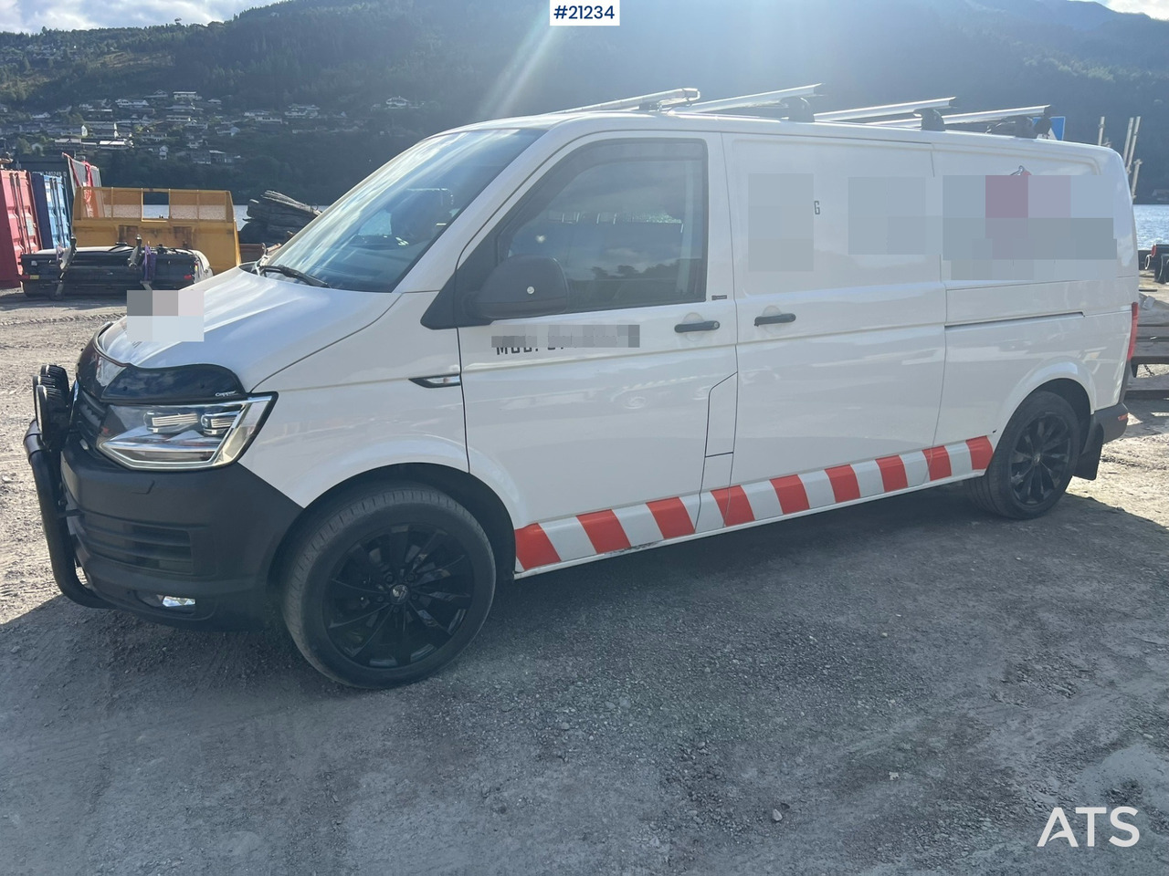 כלי רכב מסחרי עם לוח Volkswagen TRANSPORTER: תמונה 20